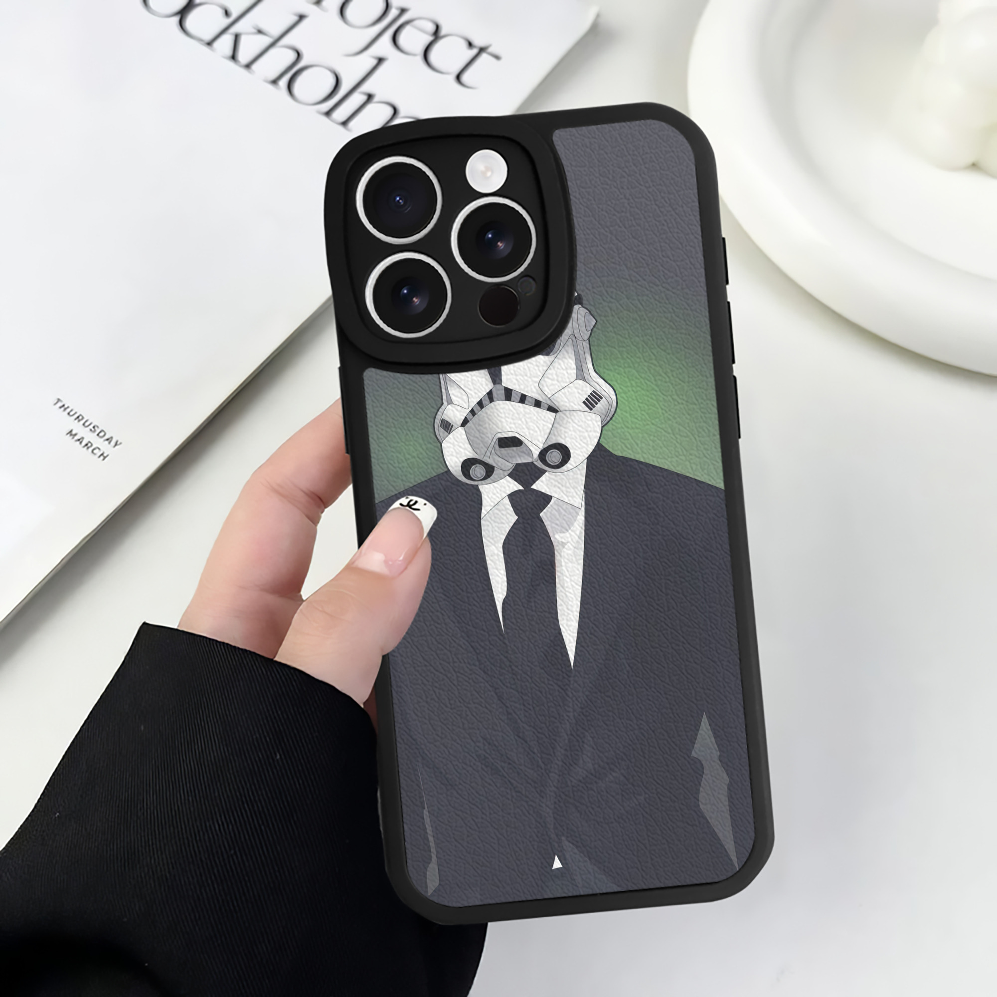 （画像用） スター・ウォーズ Star Wars 【iPhone 16シリーズ対応】シリコンスマホケース（レザー調） 材質：シリコン